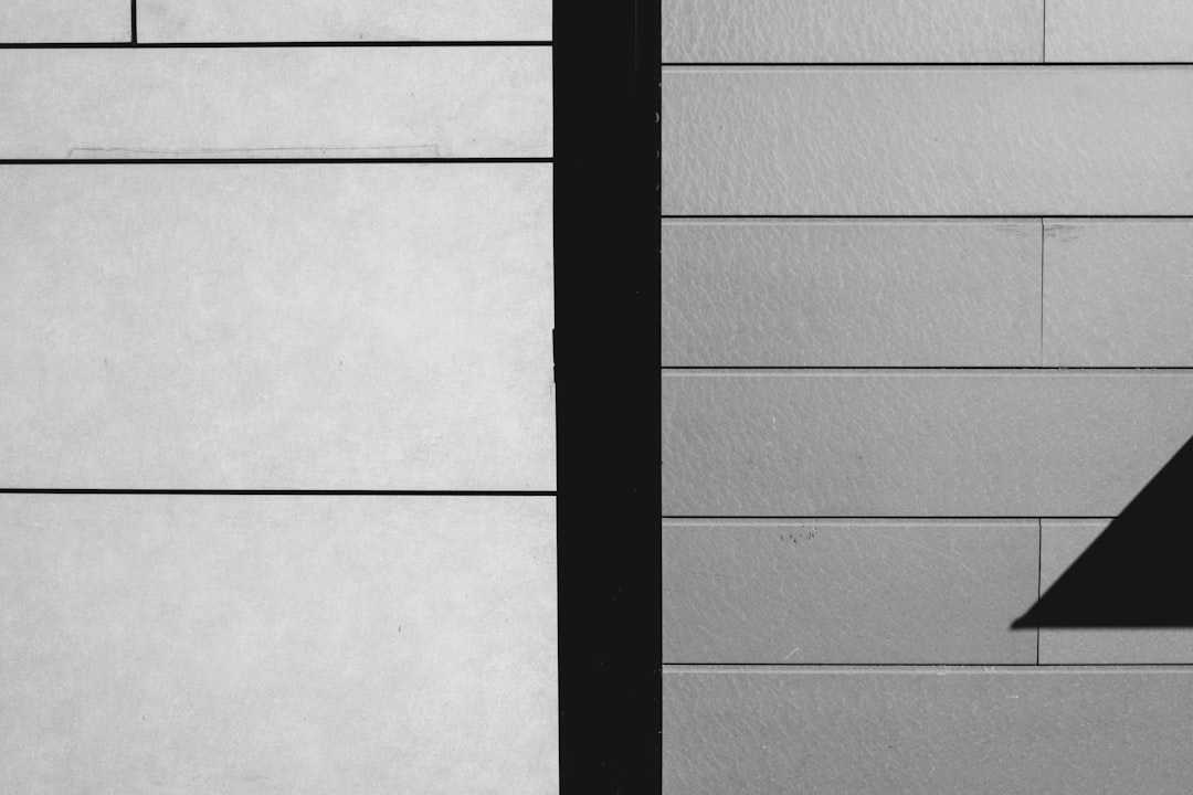 digital black-and-white-wooden-frame-0macdpis6oc